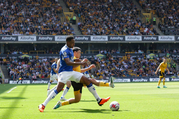 以及这笔潜 以及这笔潜